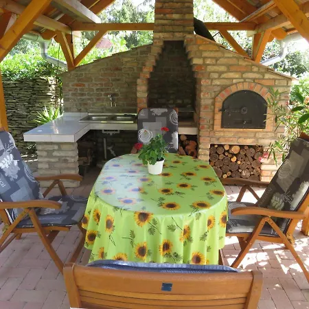Apartment Kovirag