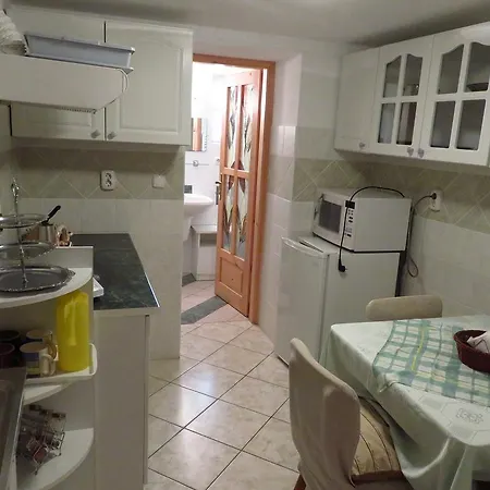 Kovirag Apartment Heviz